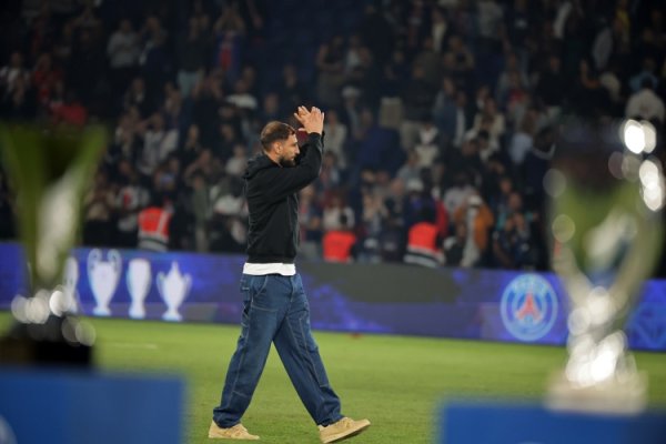 建宝优配 坎波斯谈多纳鲁马离队：很难理解他的薪资要求，达成协议非常困难