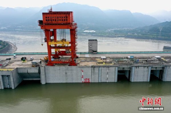 德邦国际 三峡水库蓄至175米 流域水库群蓄水量创新高